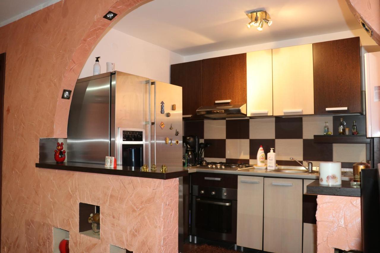 Amelia House Hotel Fagaras Ngoại thất bức ảnh