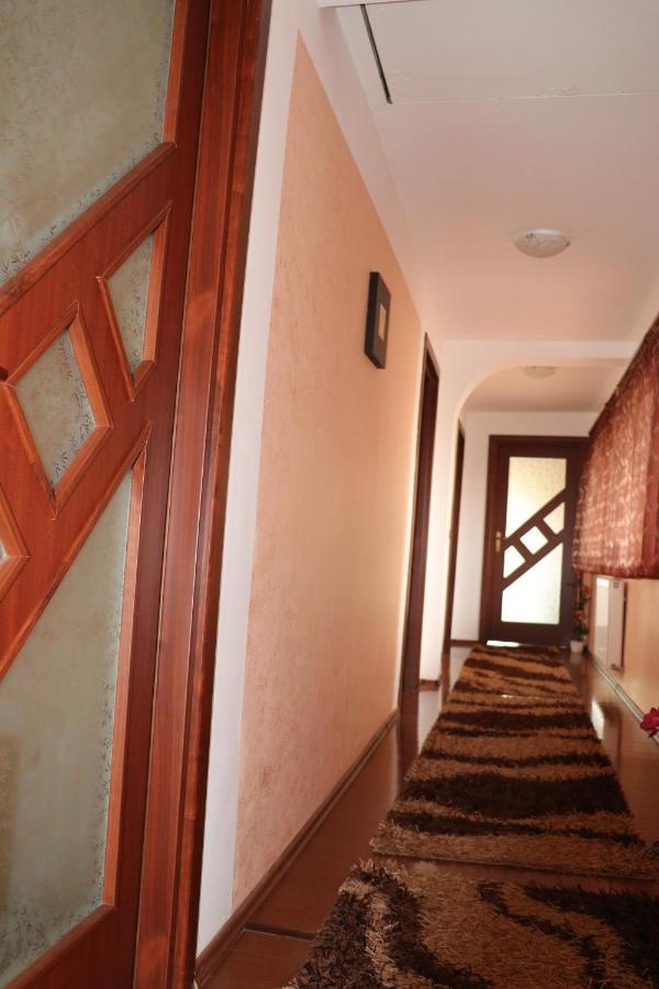 Amelia House Hotel Fagaras Ngoại thất bức ảnh