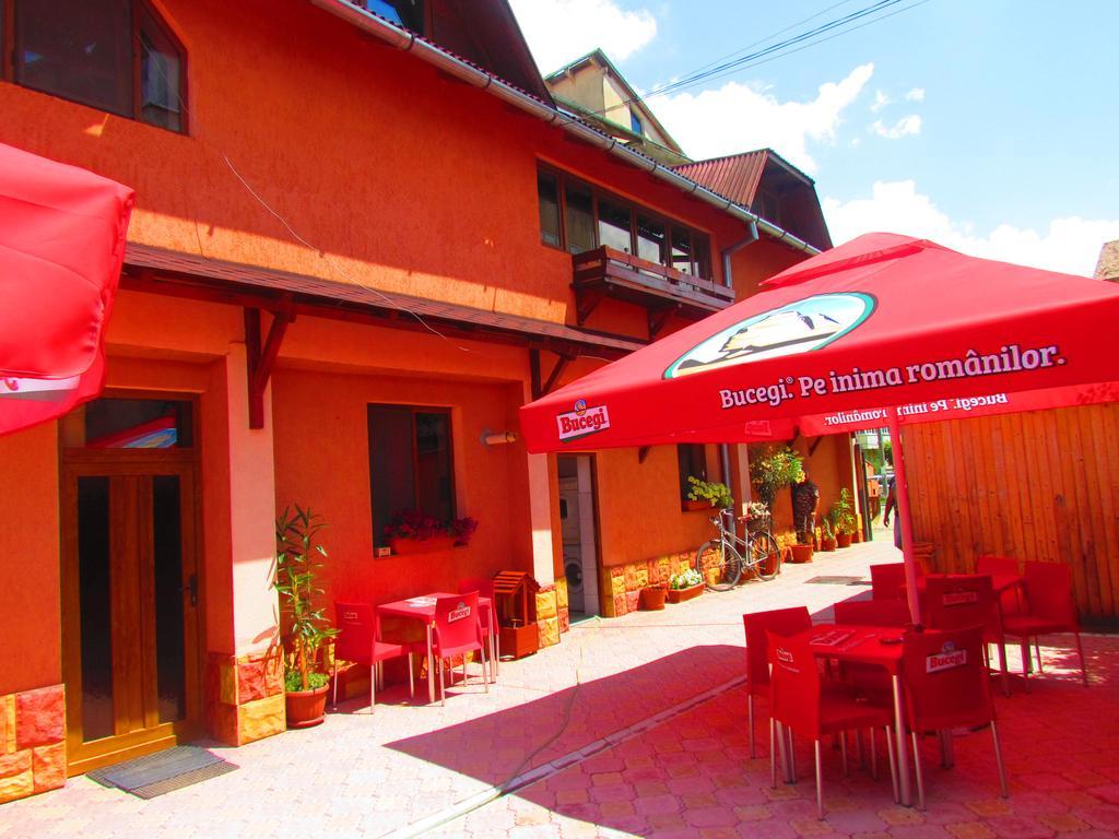 Amelia House Hotel Fagaras Ngoại thất bức ảnh